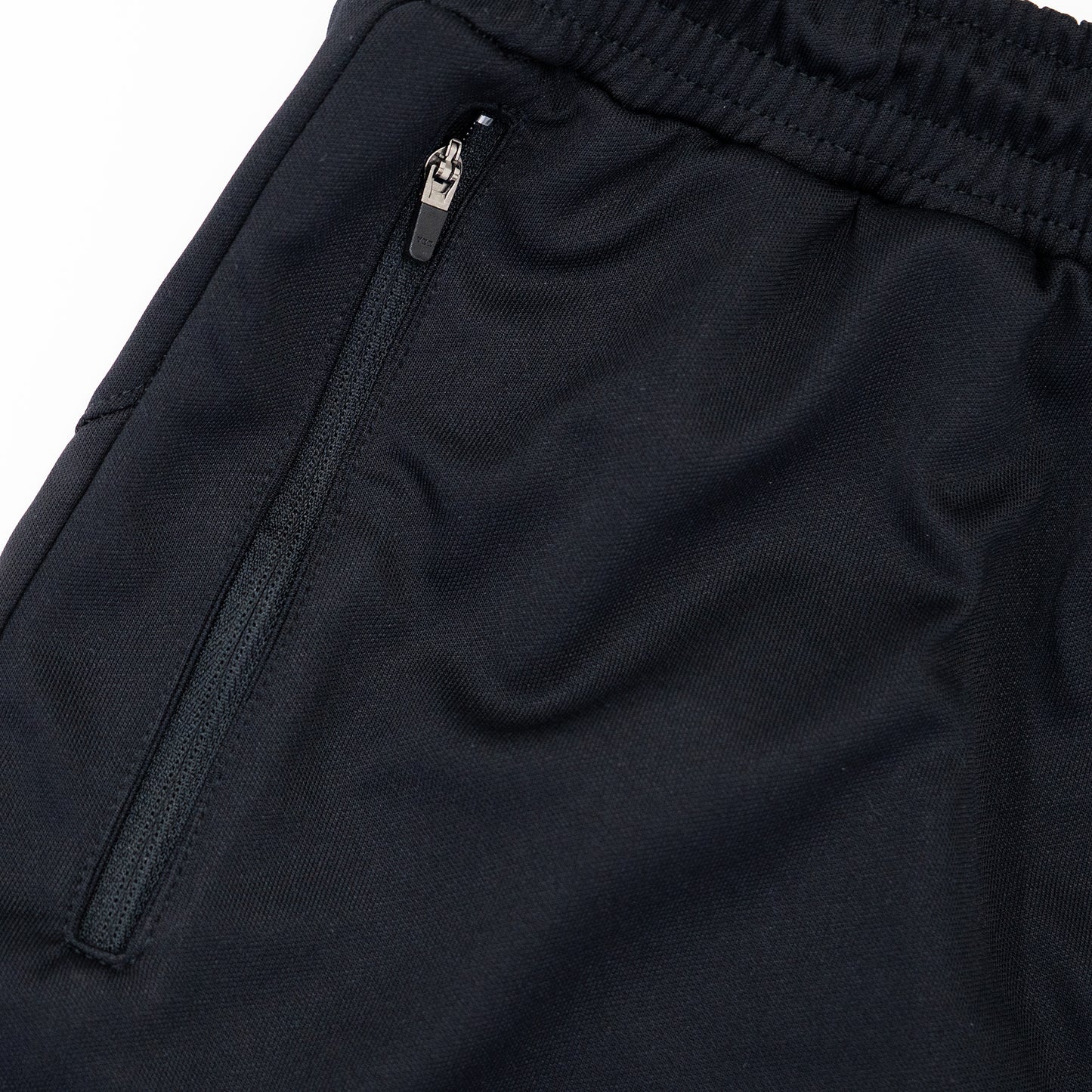 PANTALONETA DEPORTIVA NEGRA