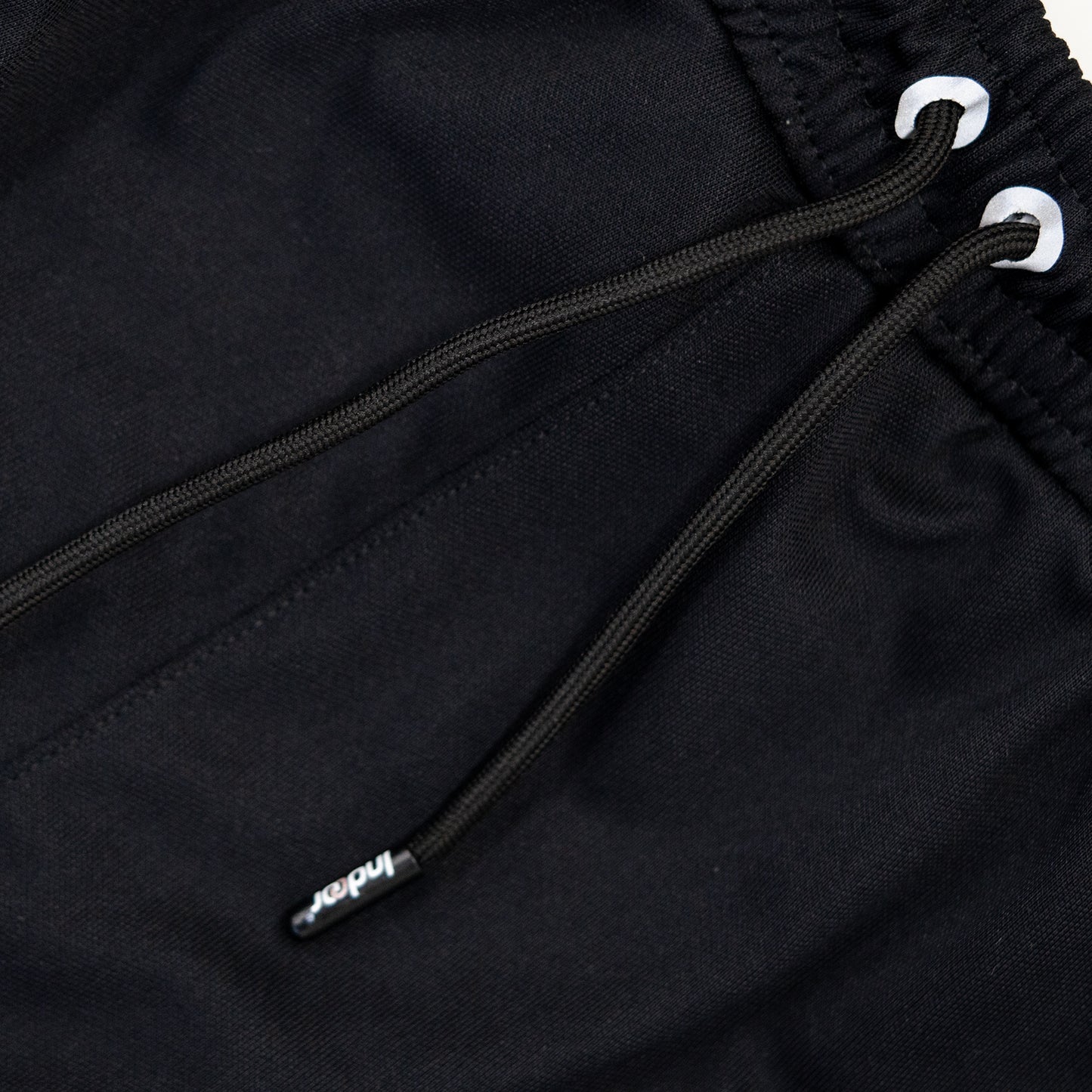 PANTALONETA DEPORTIVA NEGRA